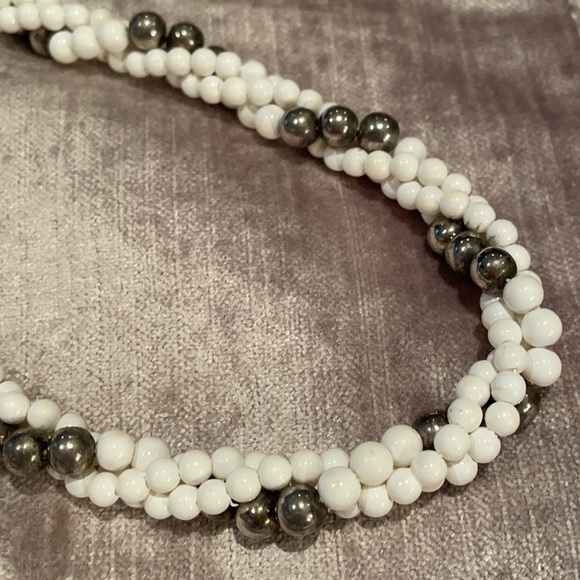 White & Silver Faux Pearl Necklace 16” - Picture 2 of 7